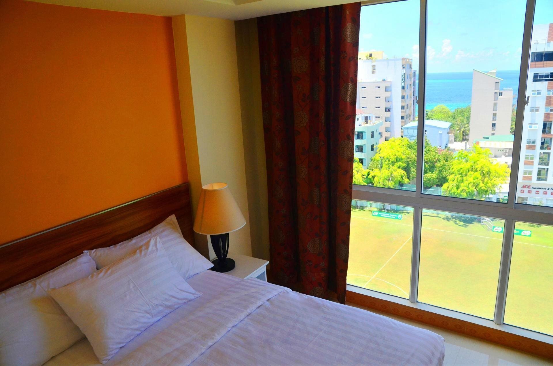 Готель The Melrose Hotel 1*